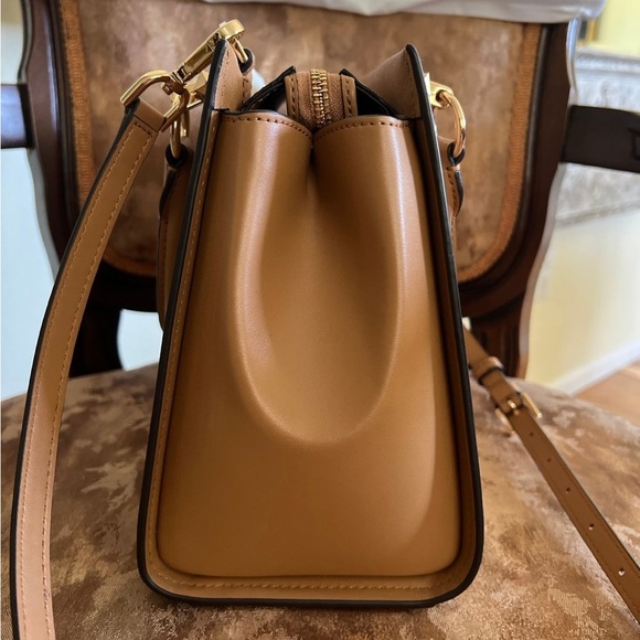 Michael Kors Marilyn medium bag color block pale peanut white - Picture 6 of 14